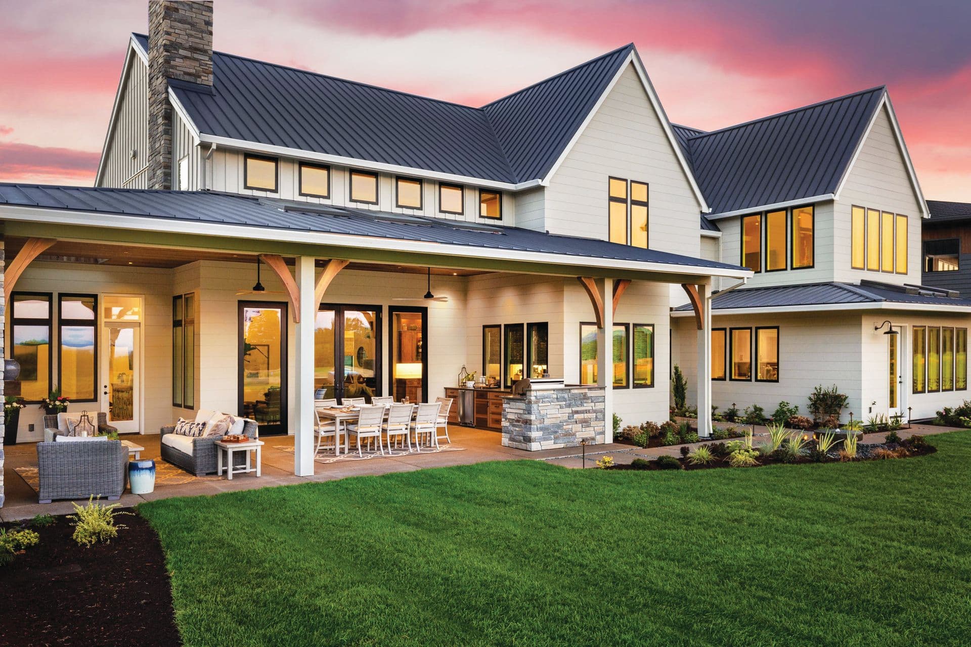 Black Trim Windows (1).jpg